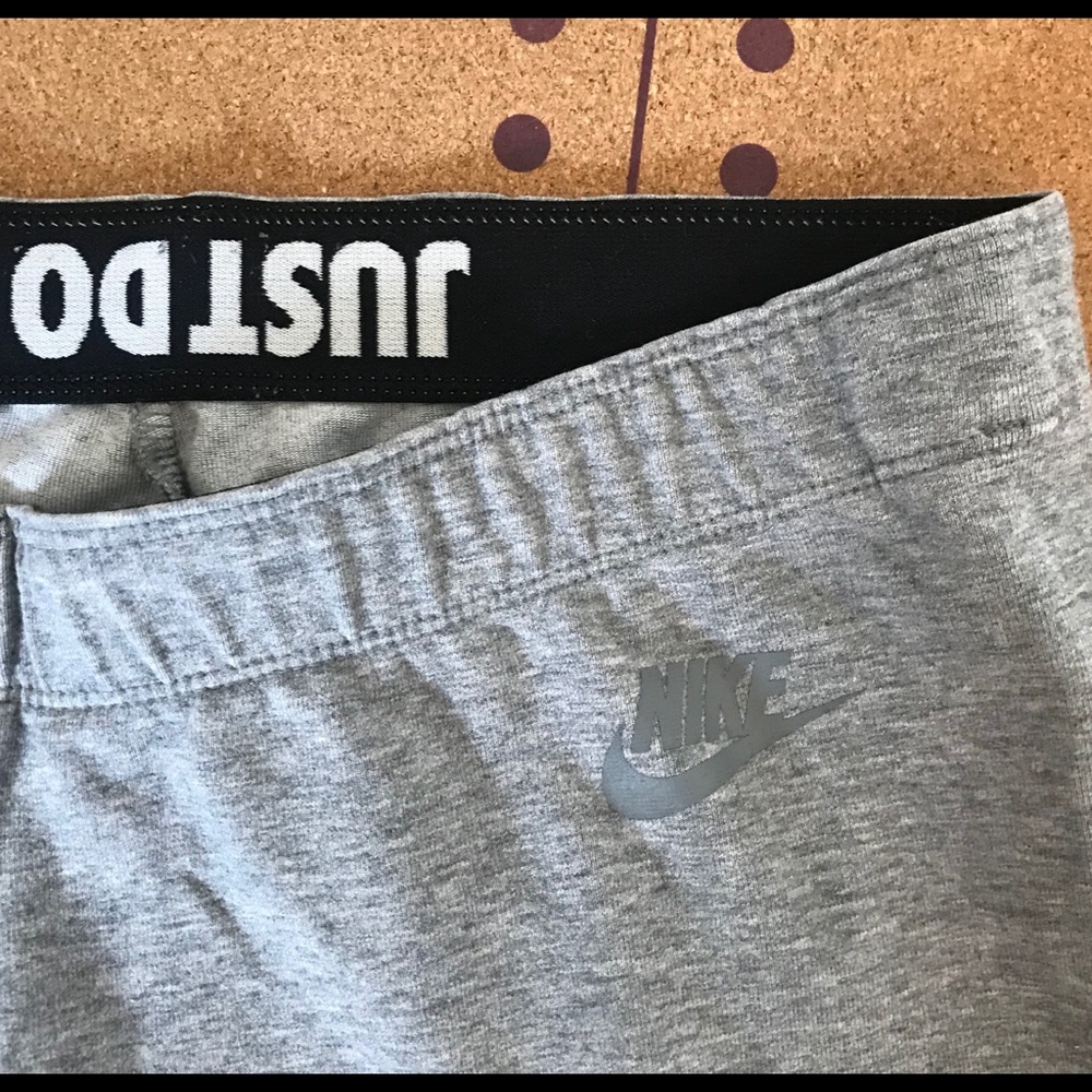 Nike lounge leggings